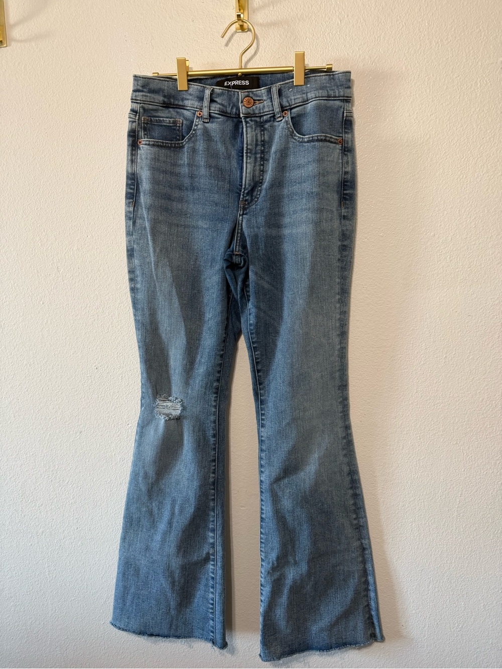 Express Women's High-Rise Slim Flare Jeans in Mid Wash Blue